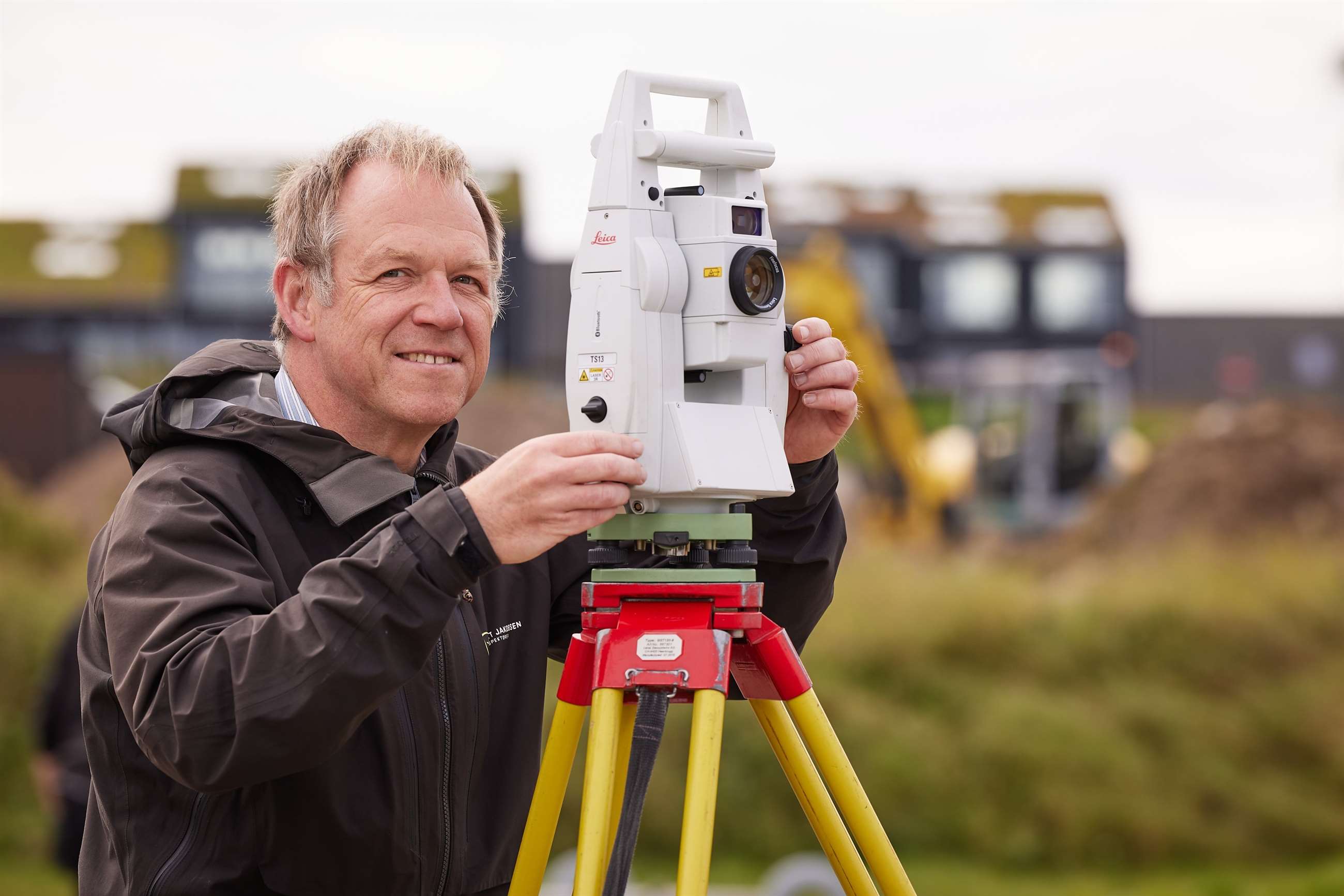 Robert med totalstation 2